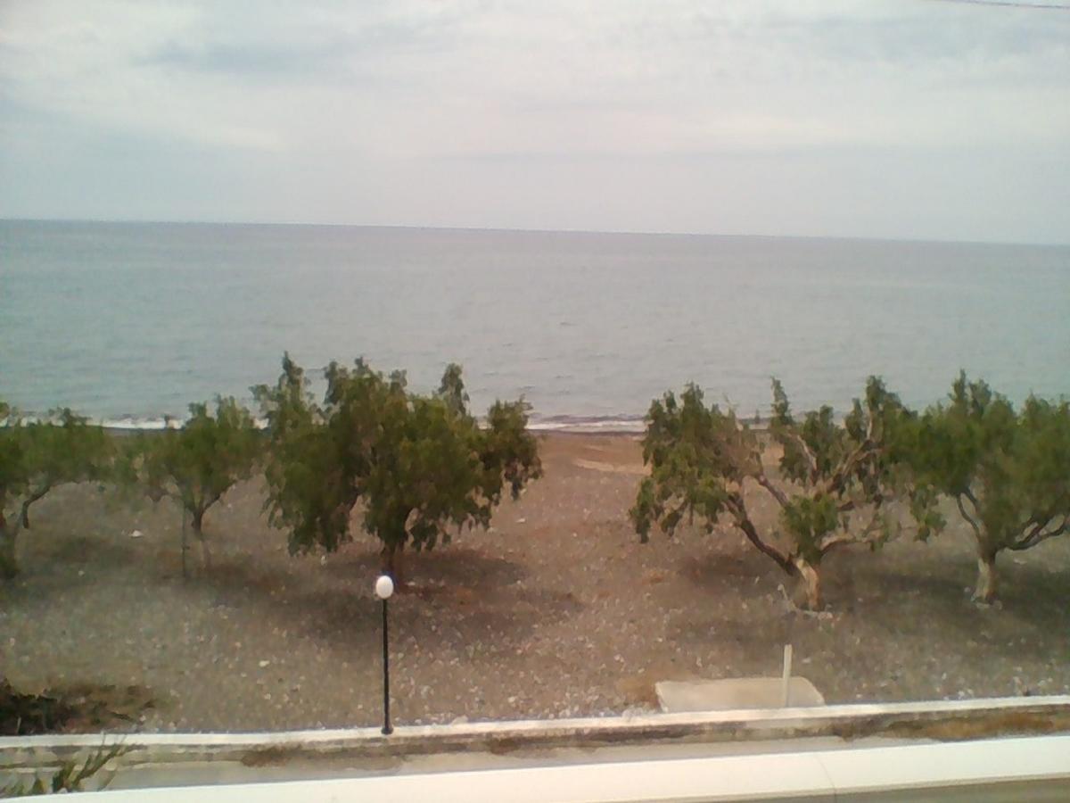 Apollon Aparthotel Tsoútsouros Buitenkant foto