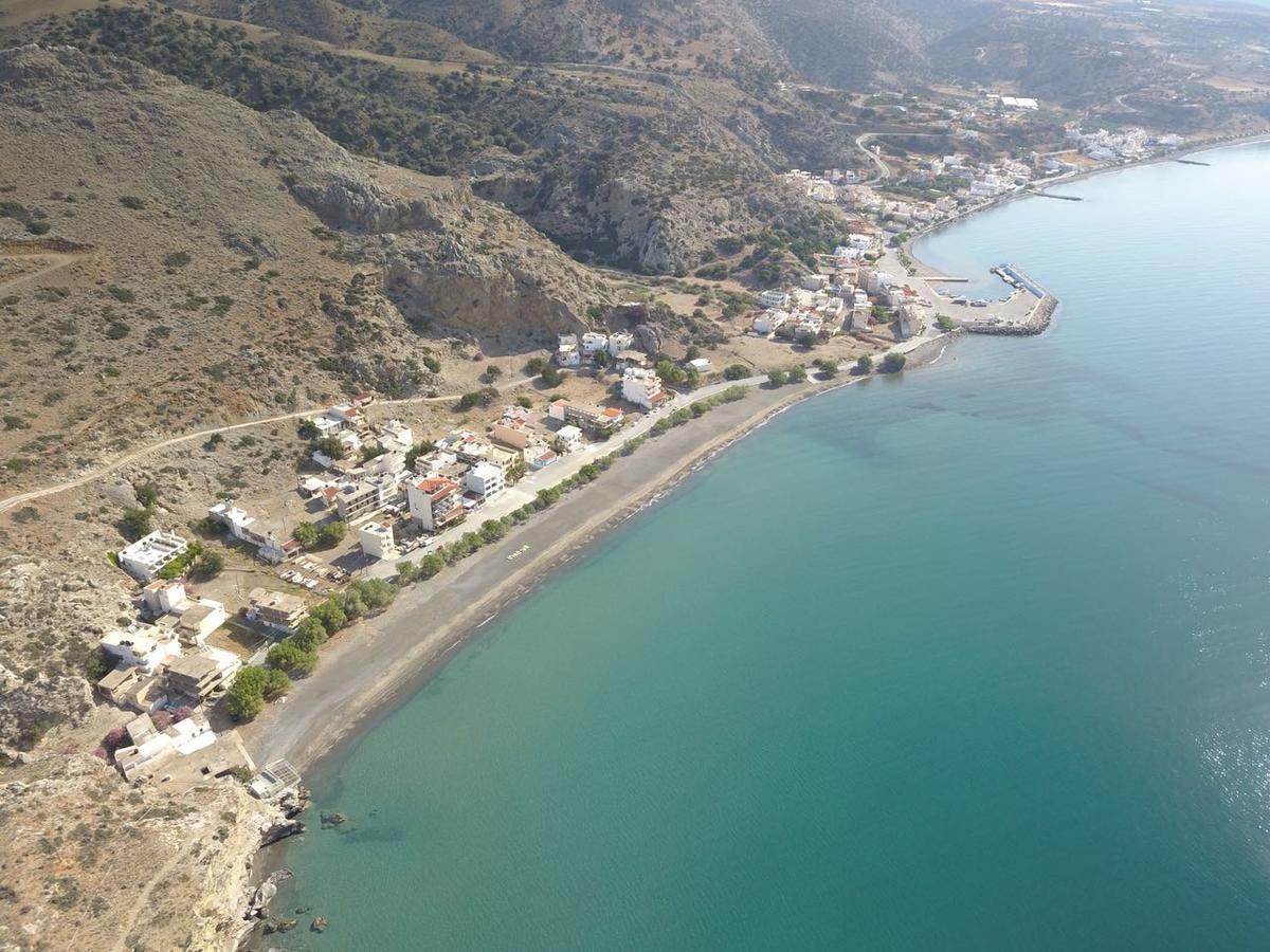 Apollon Aparthotel Tsoútsouros Buitenkant foto