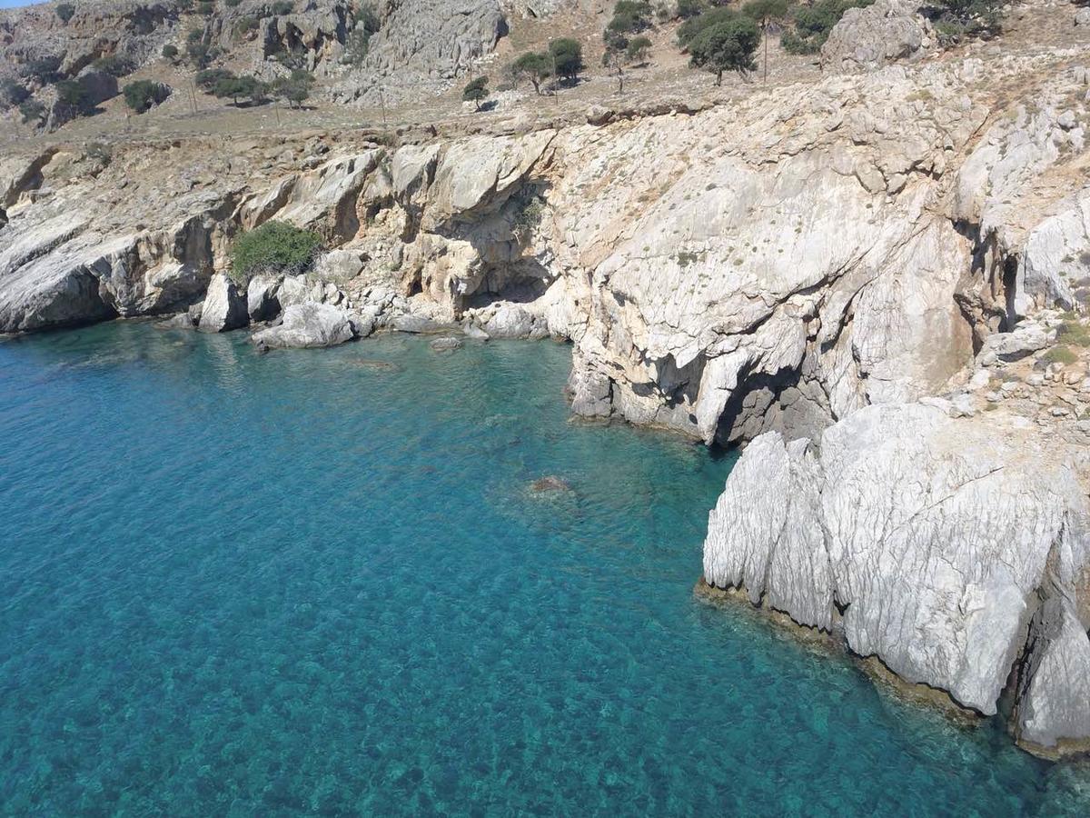 Apollon Aparthotel Tsoútsouros Buitenkant foto